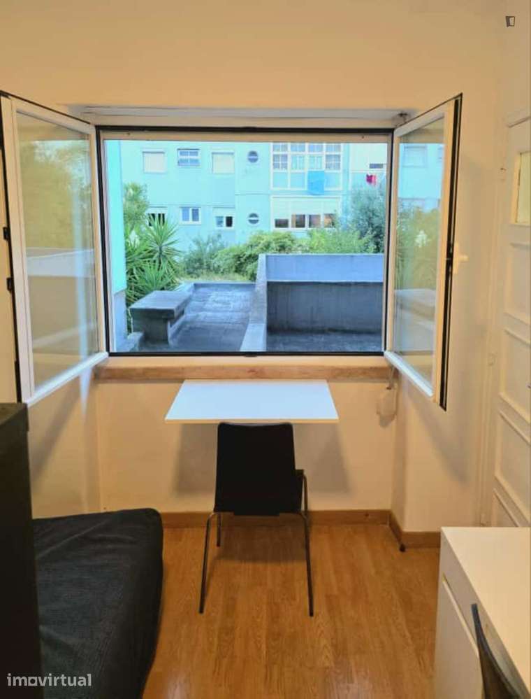 Apartamento com 1 quartos - localizado em Entrecampos Lisbon - Grande imagem: 4/11