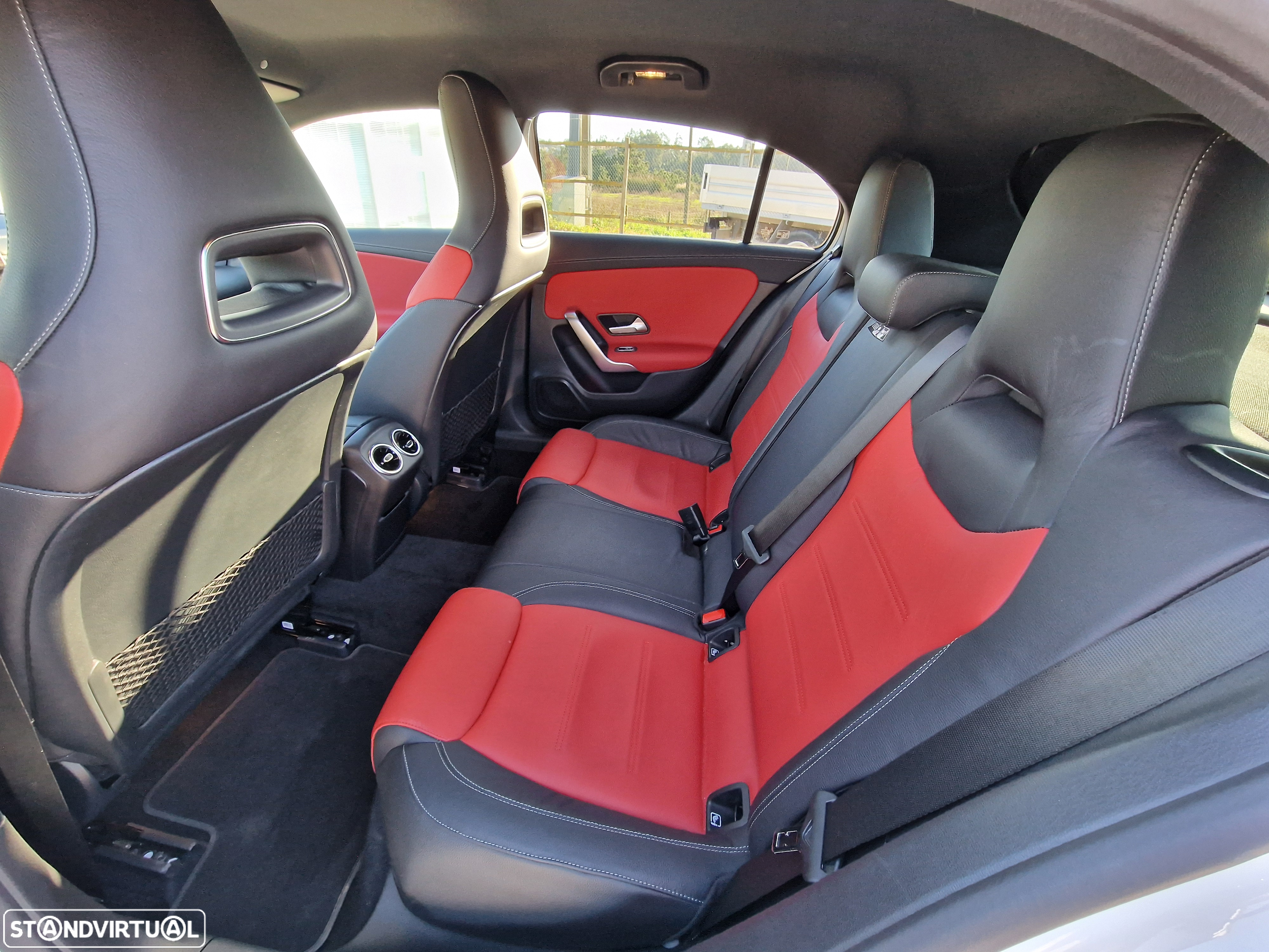Mercedes-Benz A 45 AMG S 4Matic+ - 19