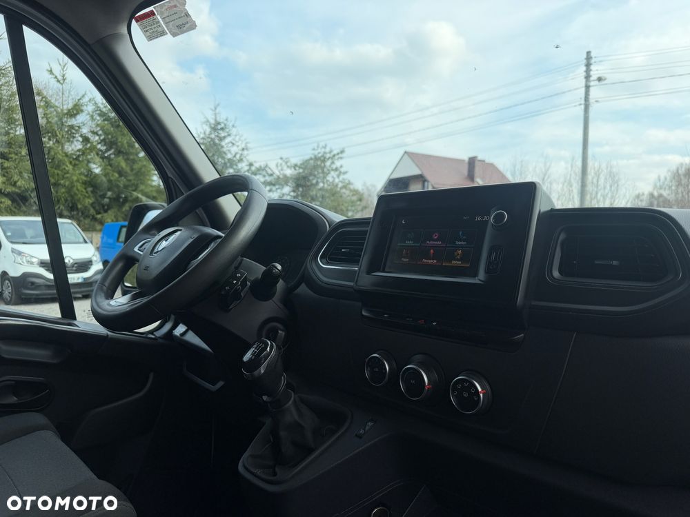 Renault Master - 18