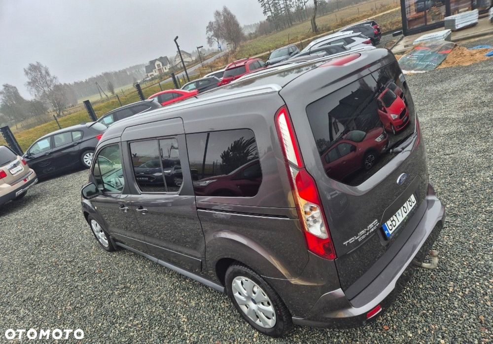Ford Tourneo Connect Grand - 37