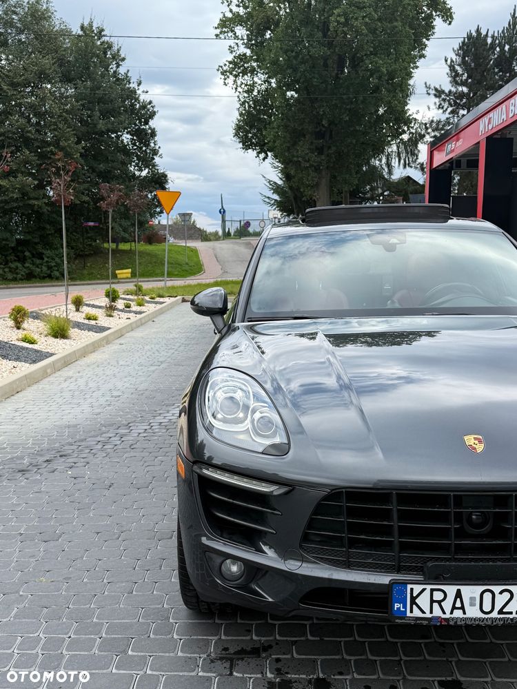 Porsche Macan - 16