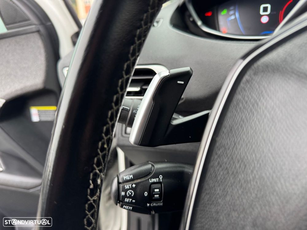 Peugeot 3008 1.6 BlueHDi Allure EAT6 - 22