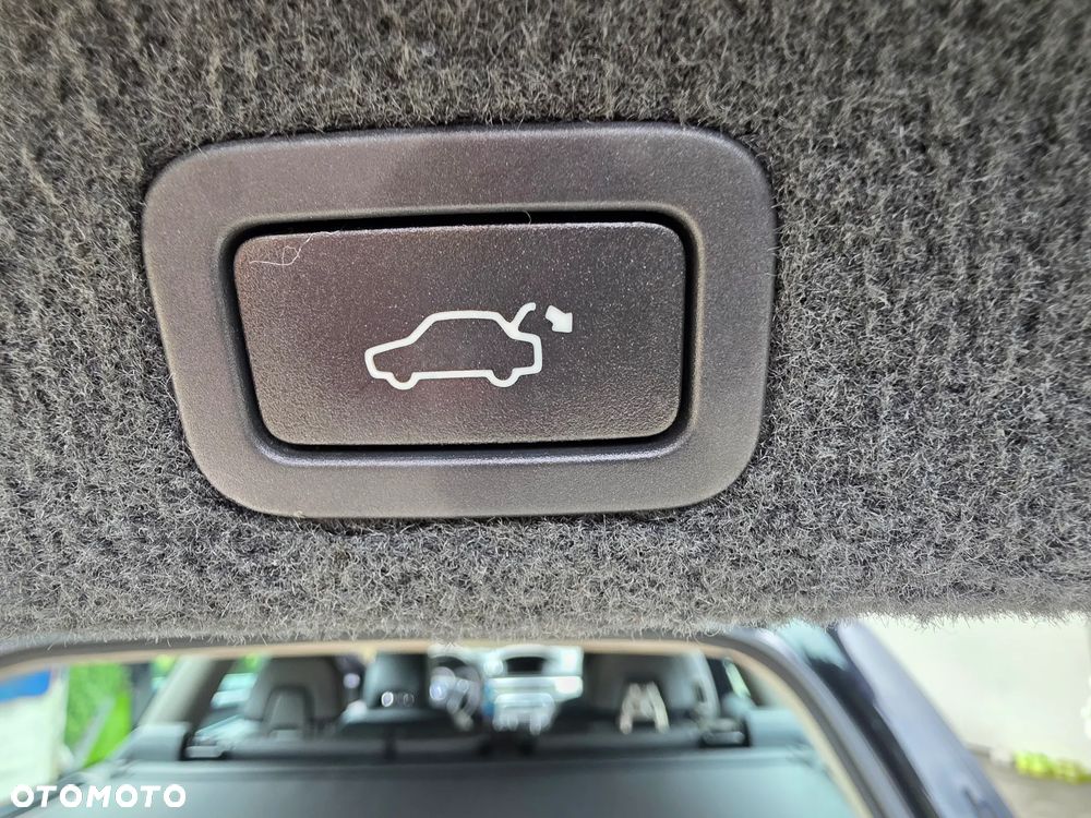 Volvo XC 70 D5 AWD Summum - 22