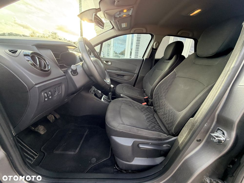 Renault Captur - 10