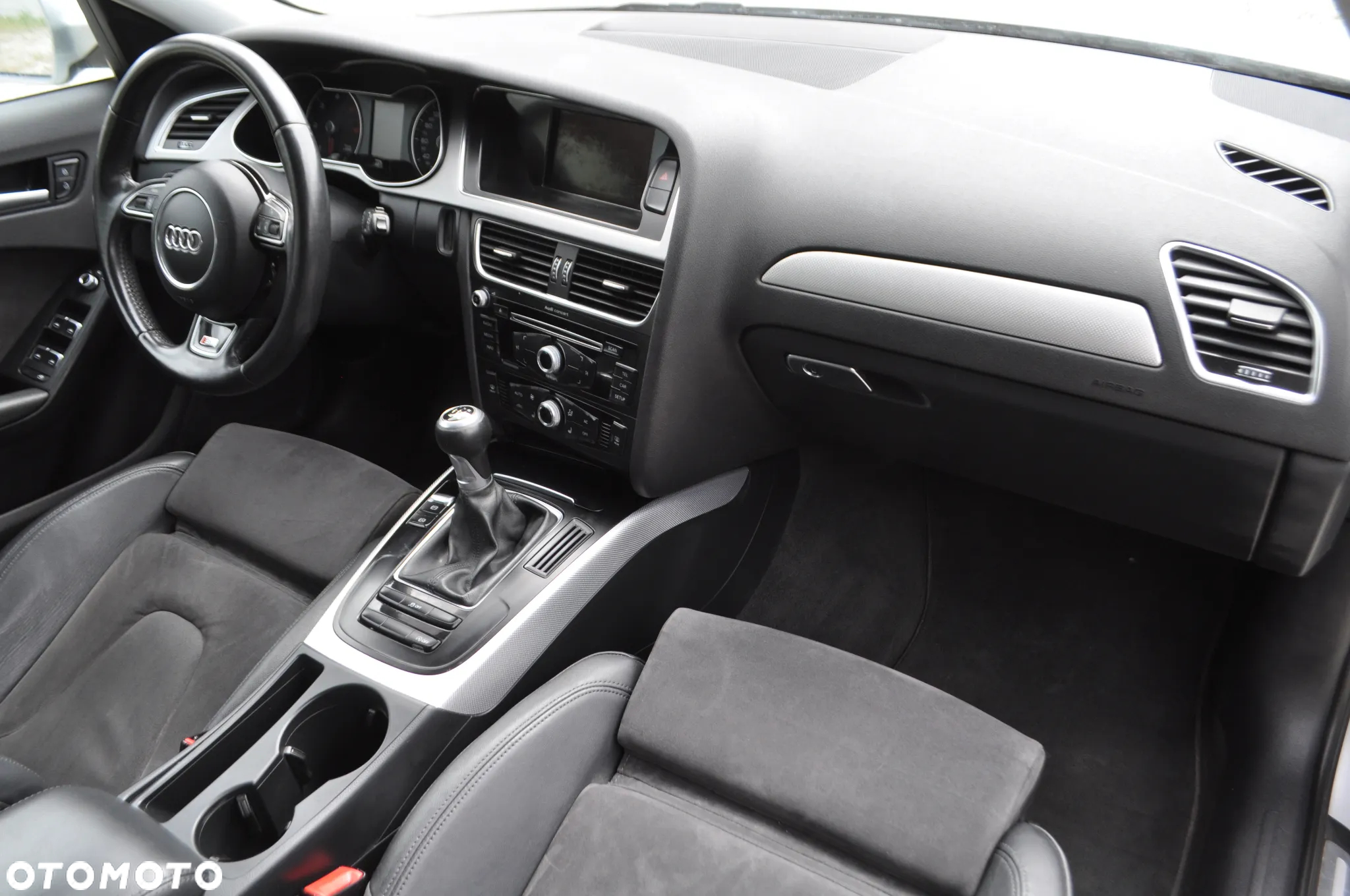 Audi A4 Avant 2.0 TDI ultra DPF Attraction - 12