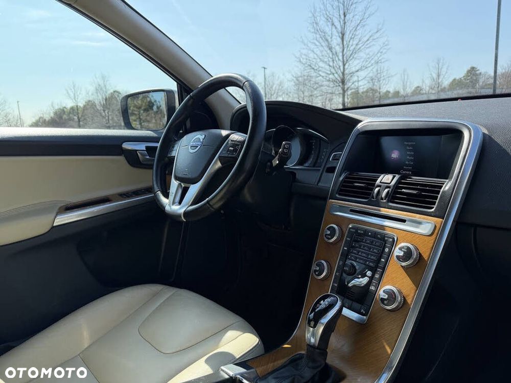 Volvo XC 60 - 18