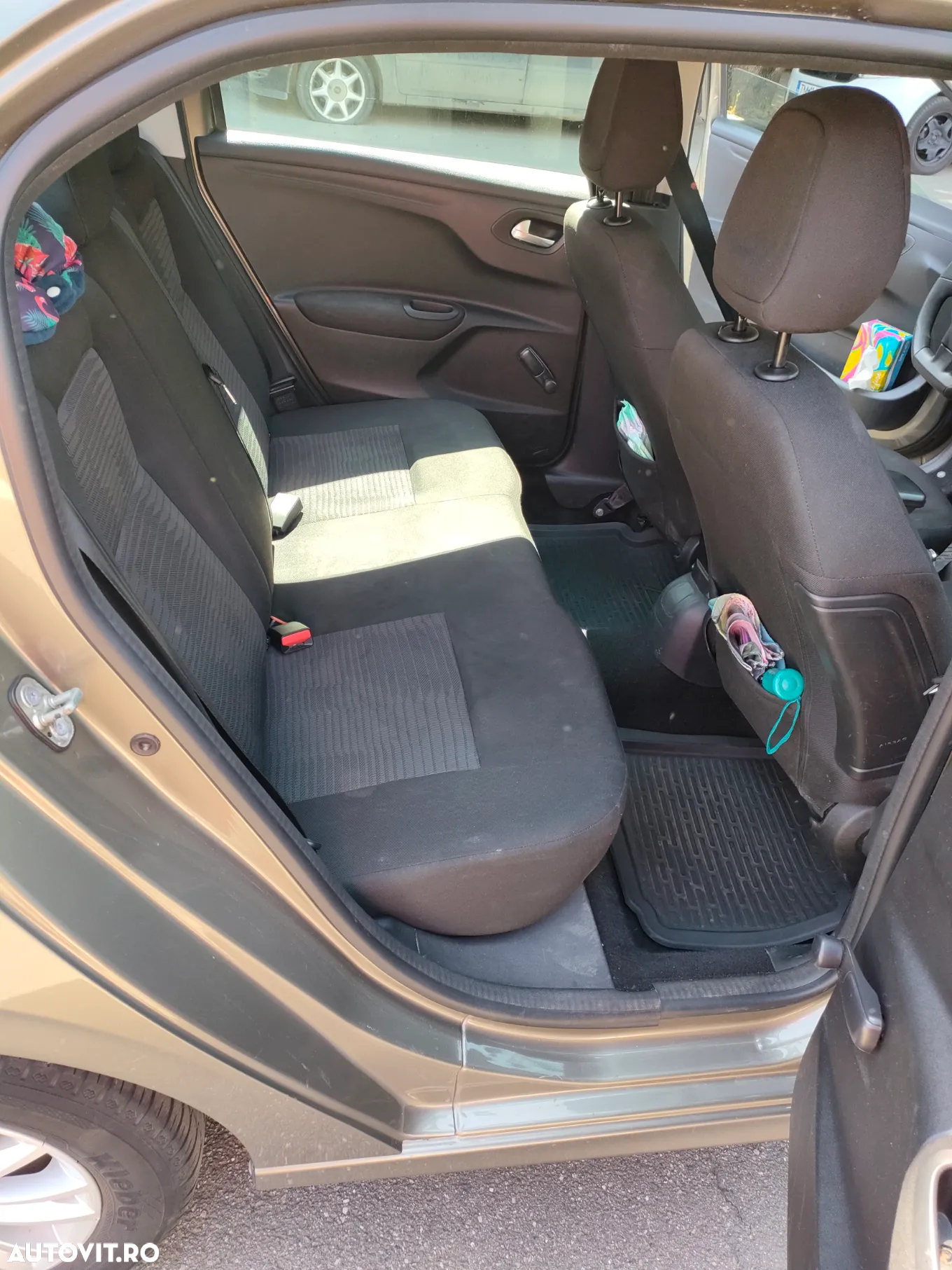 Peugeot 301 1.6 BlueHDI FAP Allure - 8