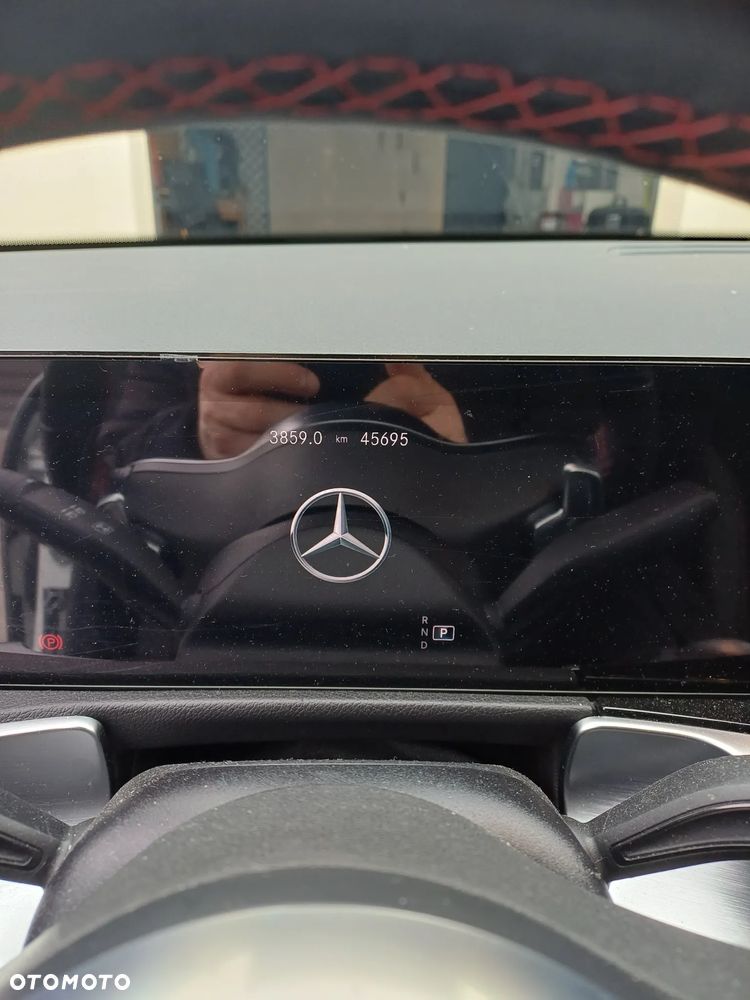 Mercedes-Benz GLB 220 d 4-Matic AMG Line 8G-DCT - 6