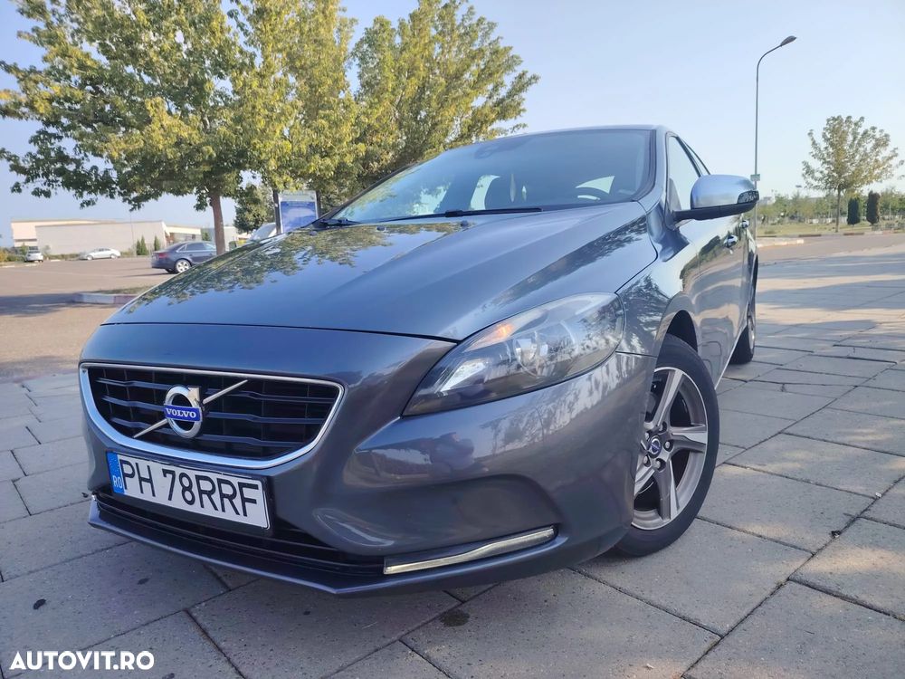 Volvo V40 D2 Aut. Kinetic - 1