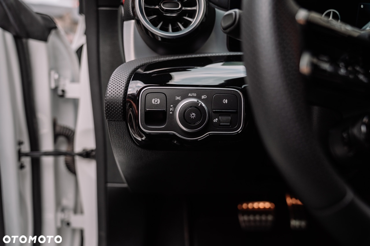 Mercedes-Benz CLA AMG 35 4-Matic 7G-DCT - 25