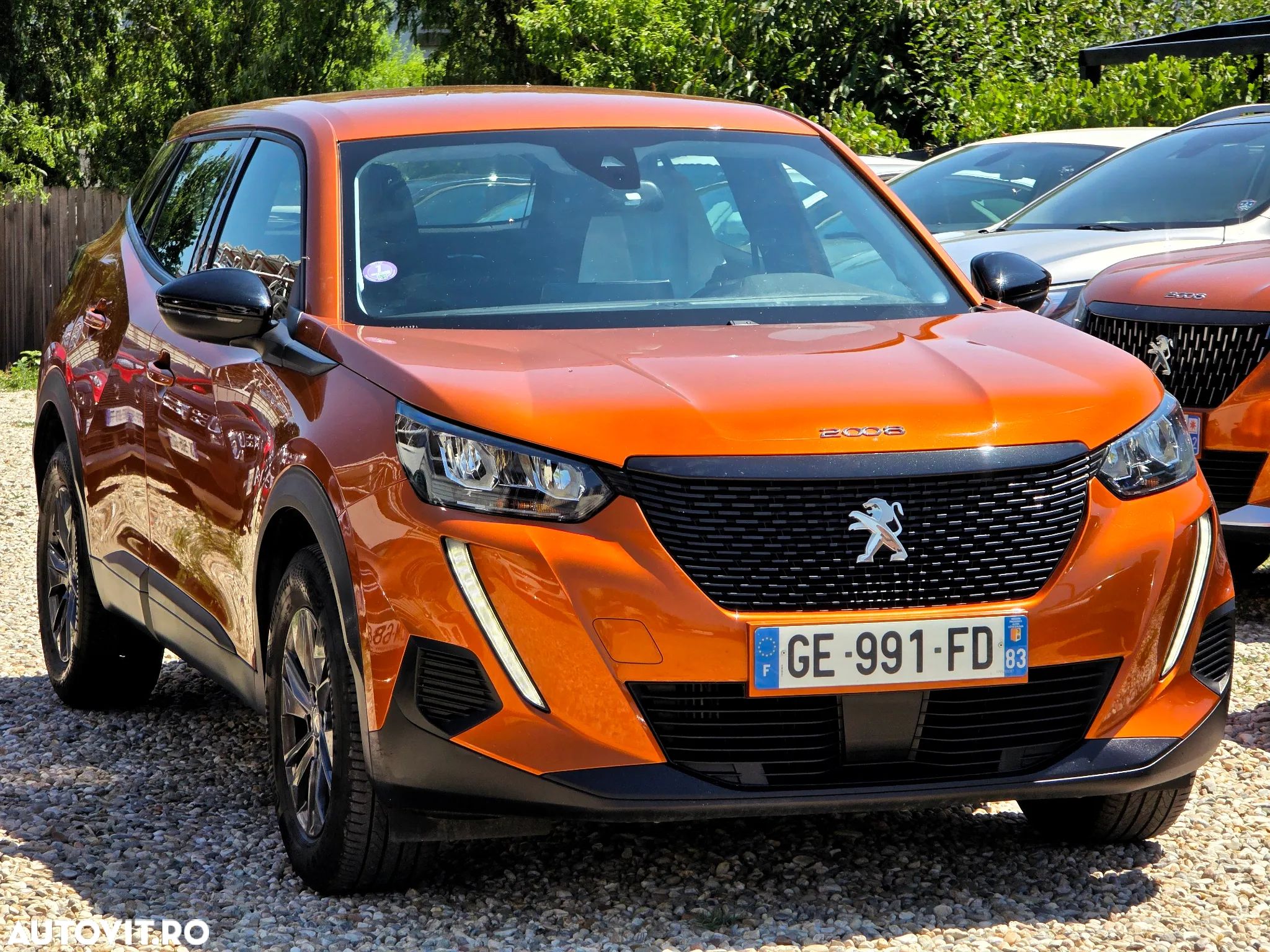 Peugeot 2008 PureTech 130 EAT8 Allure - 1