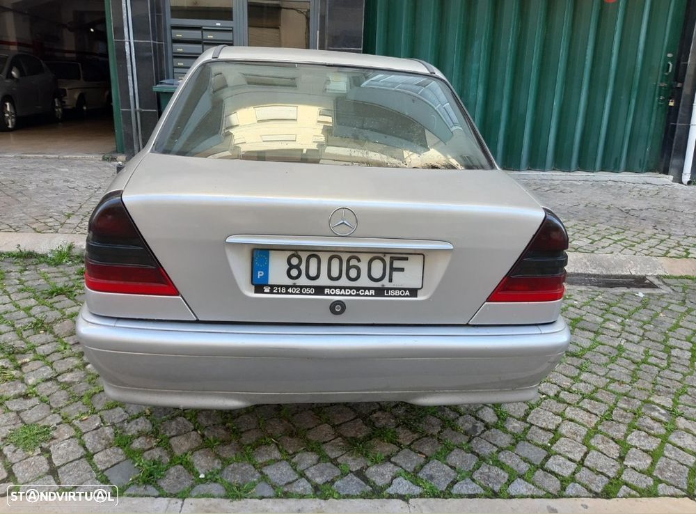 Mercedes-Benz C 200 D - 3