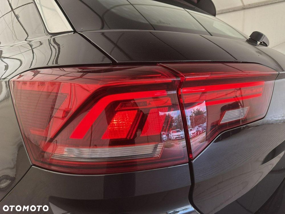 Volkswagen T-Roc - 30