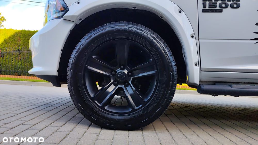 Dodge RAM 5.7 4x4 - 25