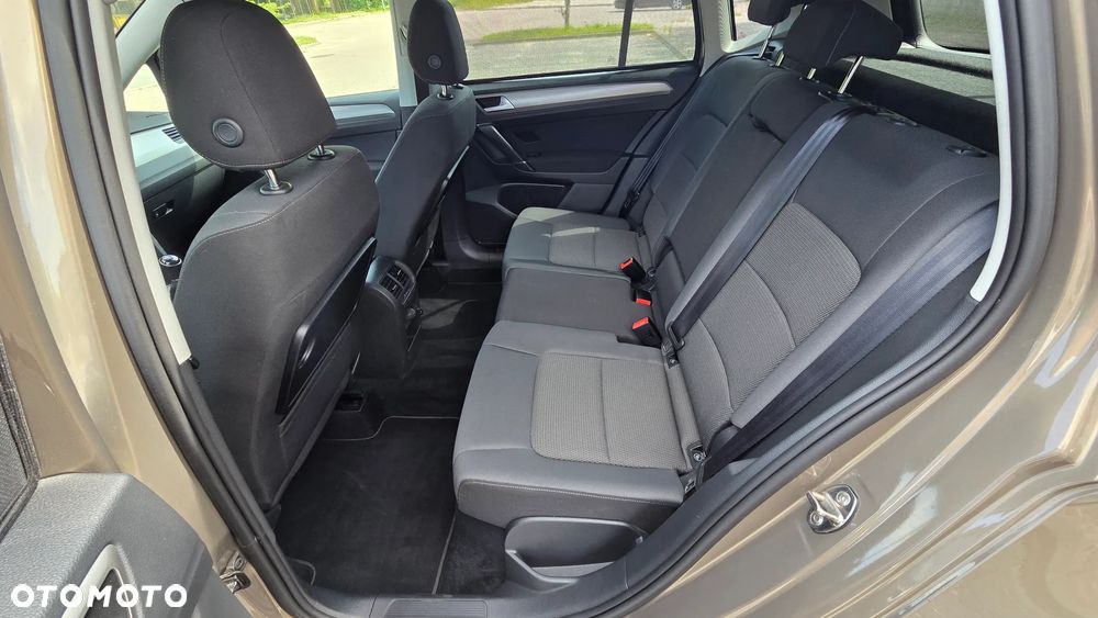 Volkswagen Golf 2.0 TDI (BlueMotion Technology) Comfortline - 15