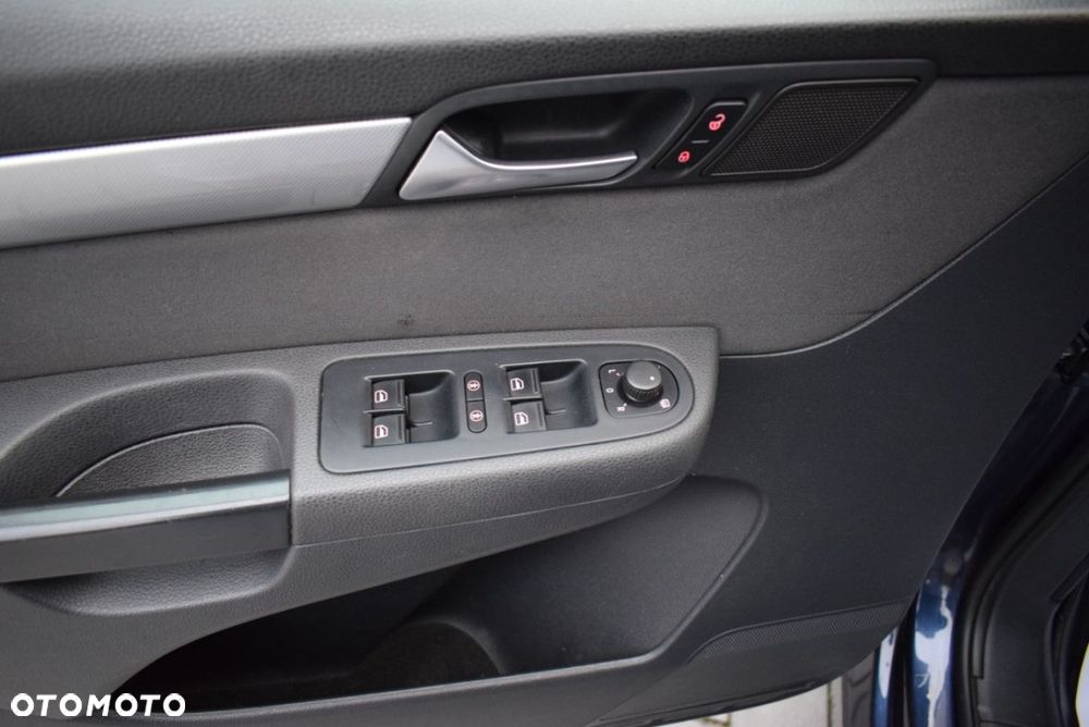 Volkswagen Sharan - 17