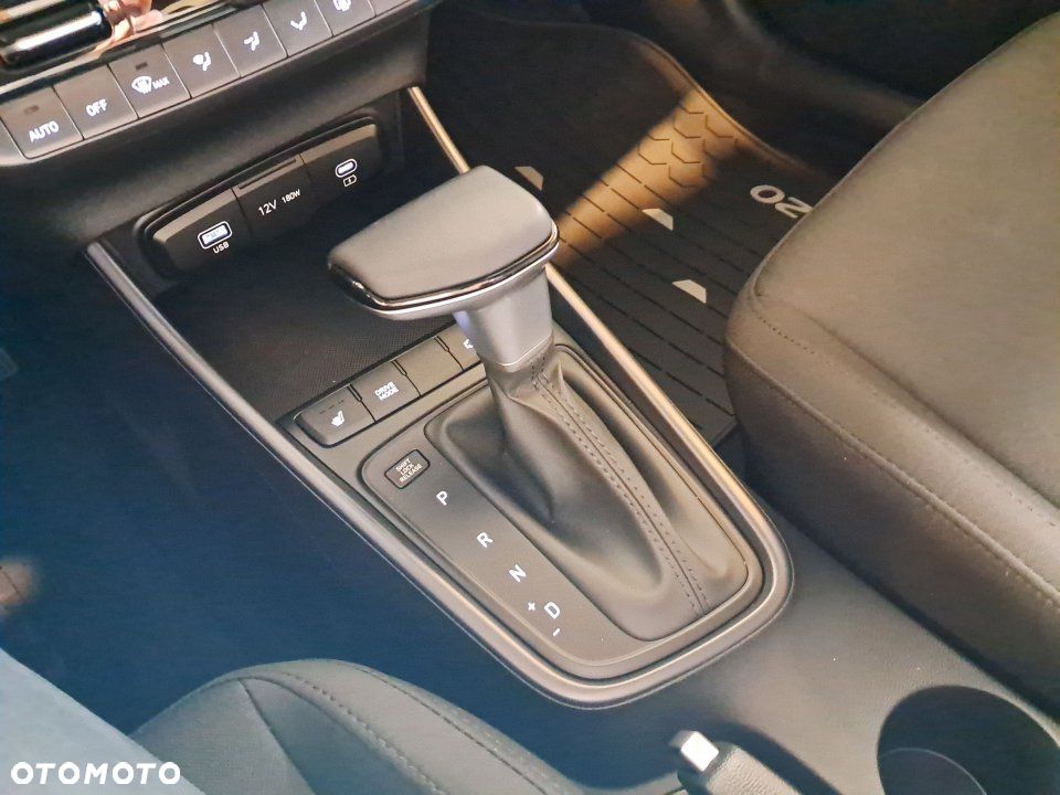 Hyundai i20 - 15