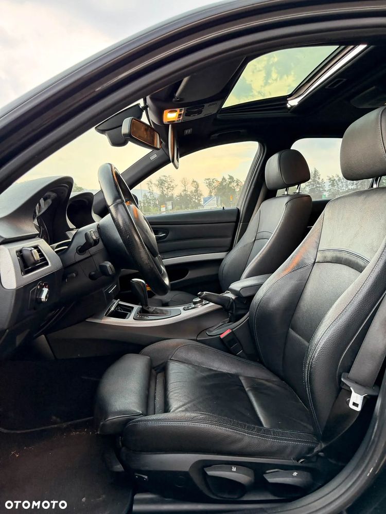 BMW Seria 3 318i Edition Sport - 11