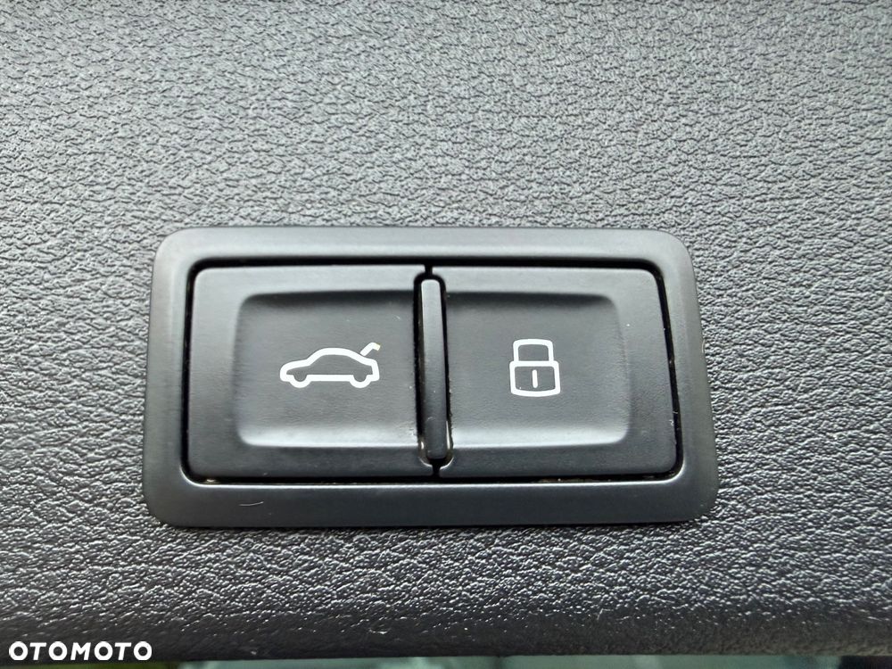 Audi A4 Avant 2.0 TDI Quattro Sport S tronic - 20