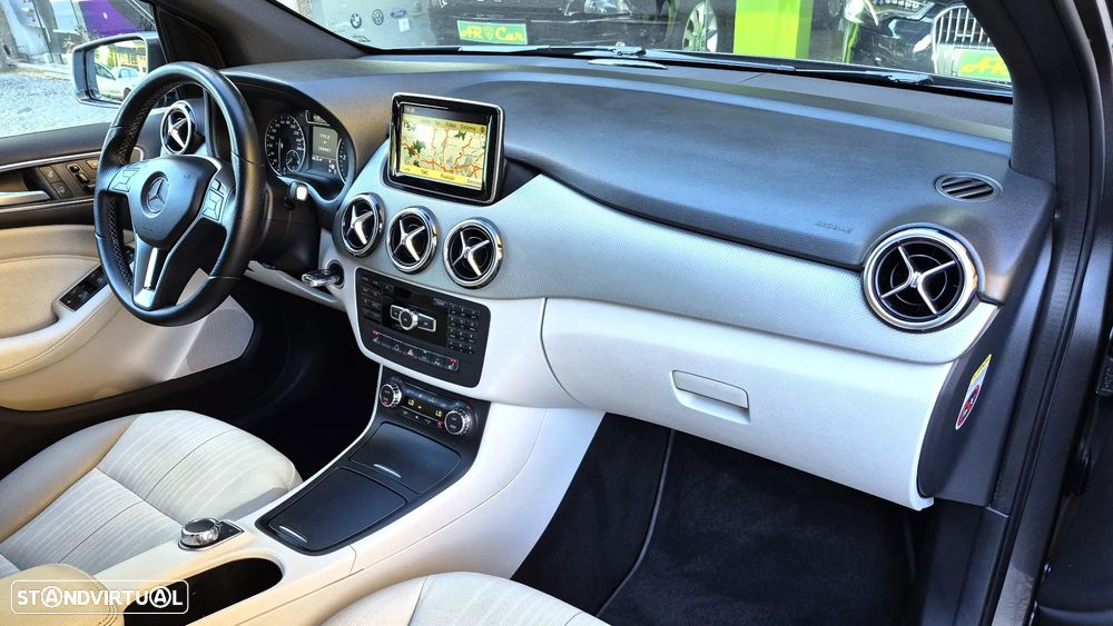Mercedes-Benz B 200 CDI BlueEFFICIENCY Aut. - 13
