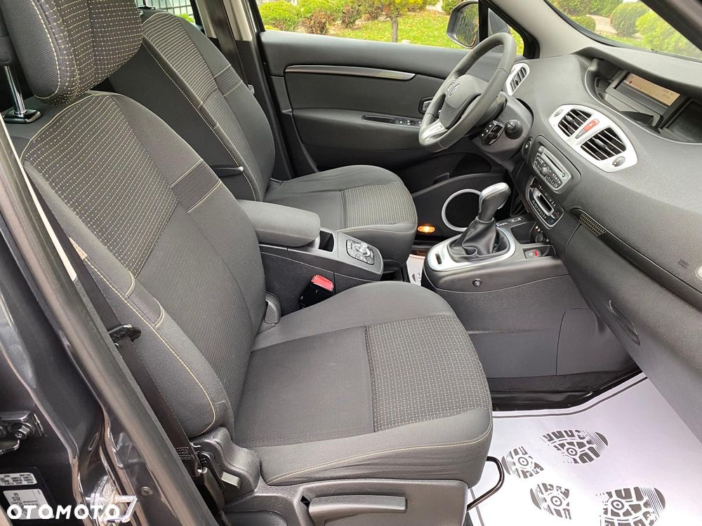 Renault Grand Scenic 2.0 16V 140 CVT Dynamique - 13