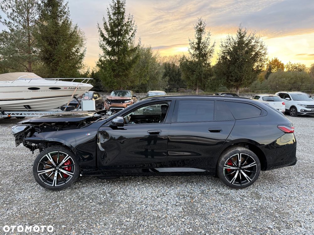 BMW i5 83.9kWh xDrive40 M Sport Edition - 3