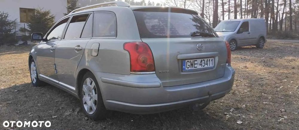 Toyota Avensis 2.0 D-4D Combi - 5