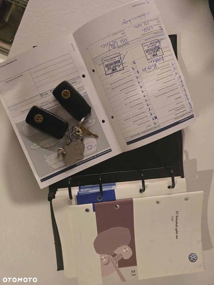 Volkswagen Golf 1.4 Comfortline - 24