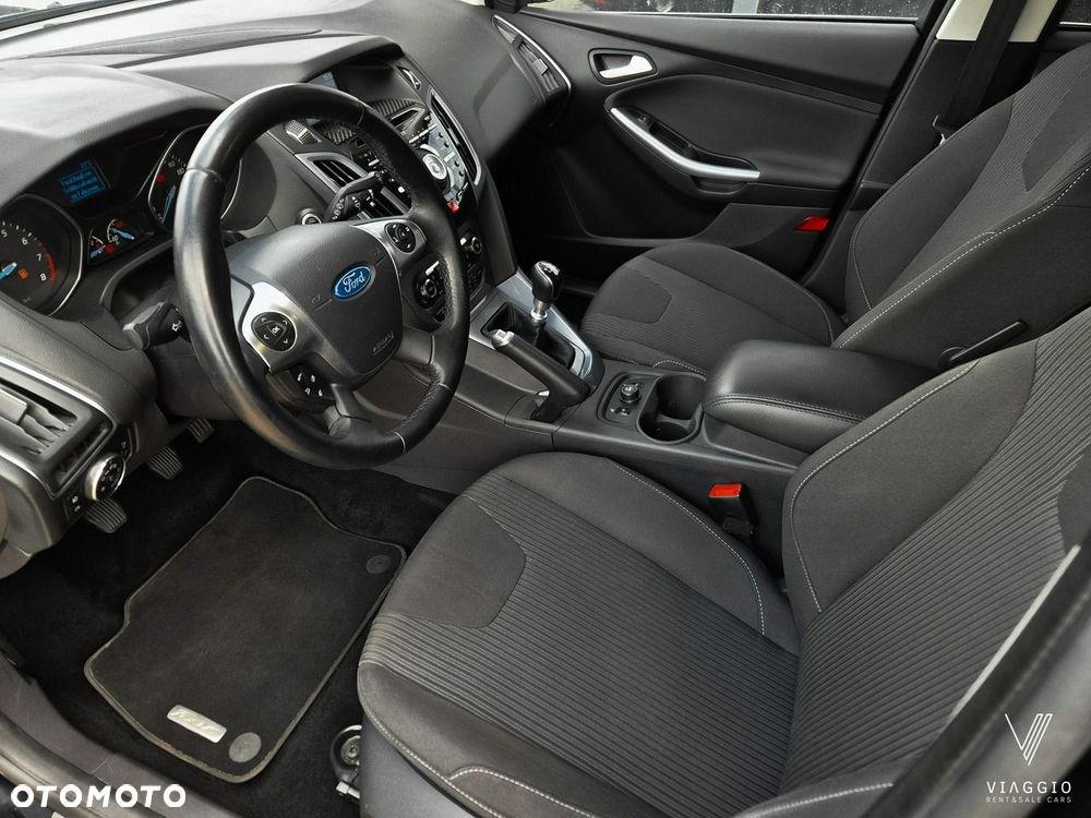 Ford Focus 1.6 EcoBoost Titanium - 29