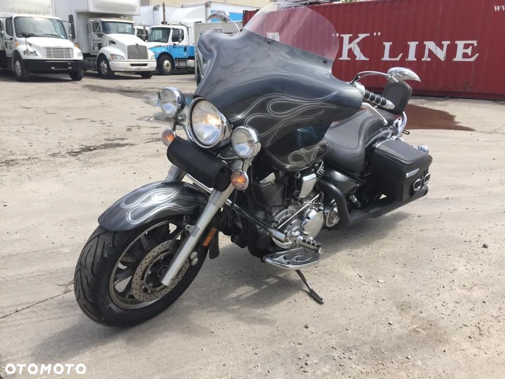 Yamaha Road Star - 1