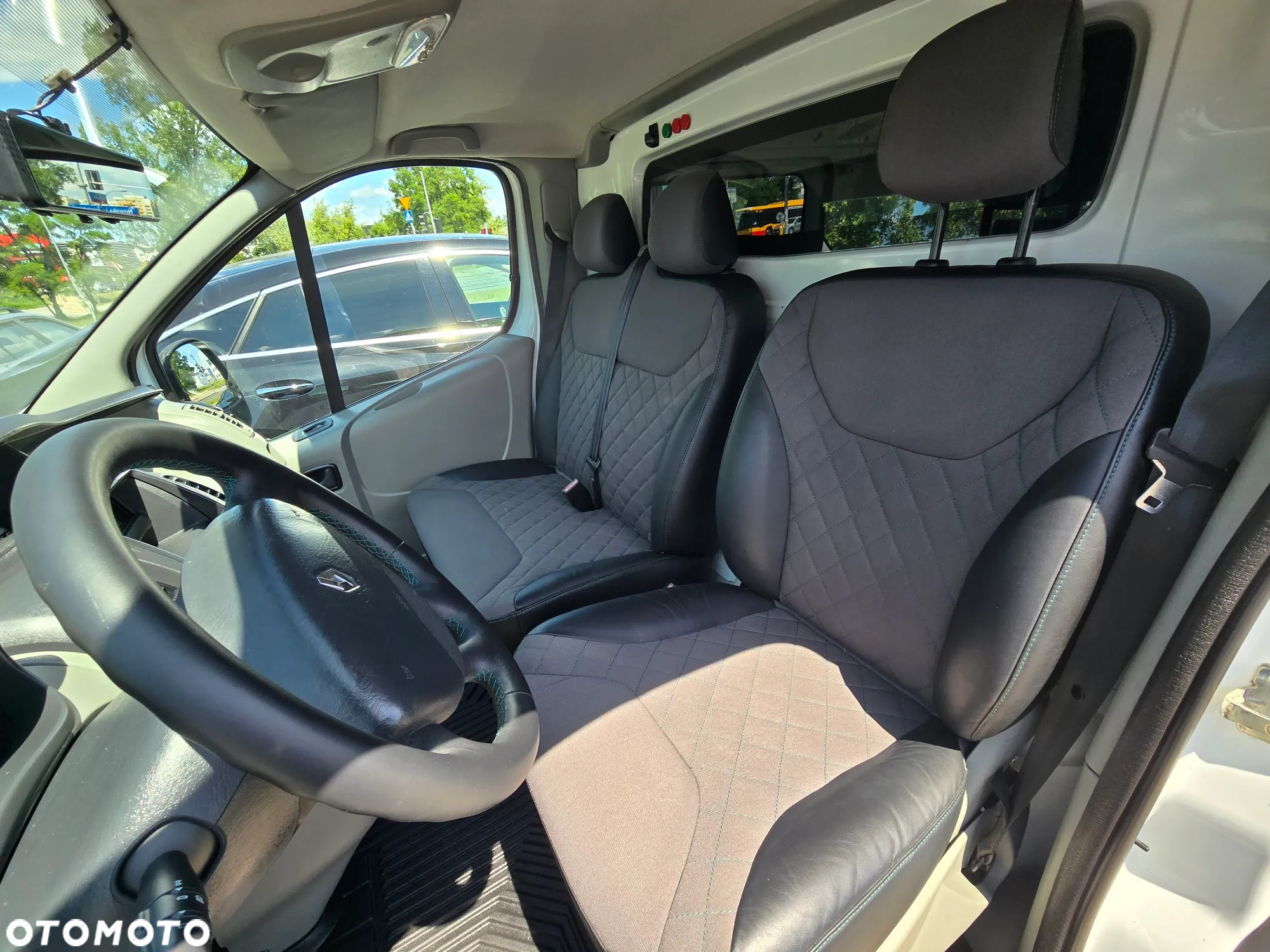 Renault TRAFIC - 13