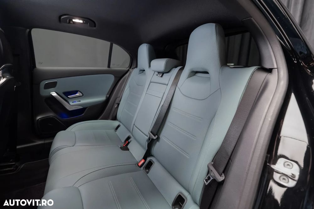 Mercedes-Benz A 45 AMG S 4Matic+ MHEV 8G-DCT - 32