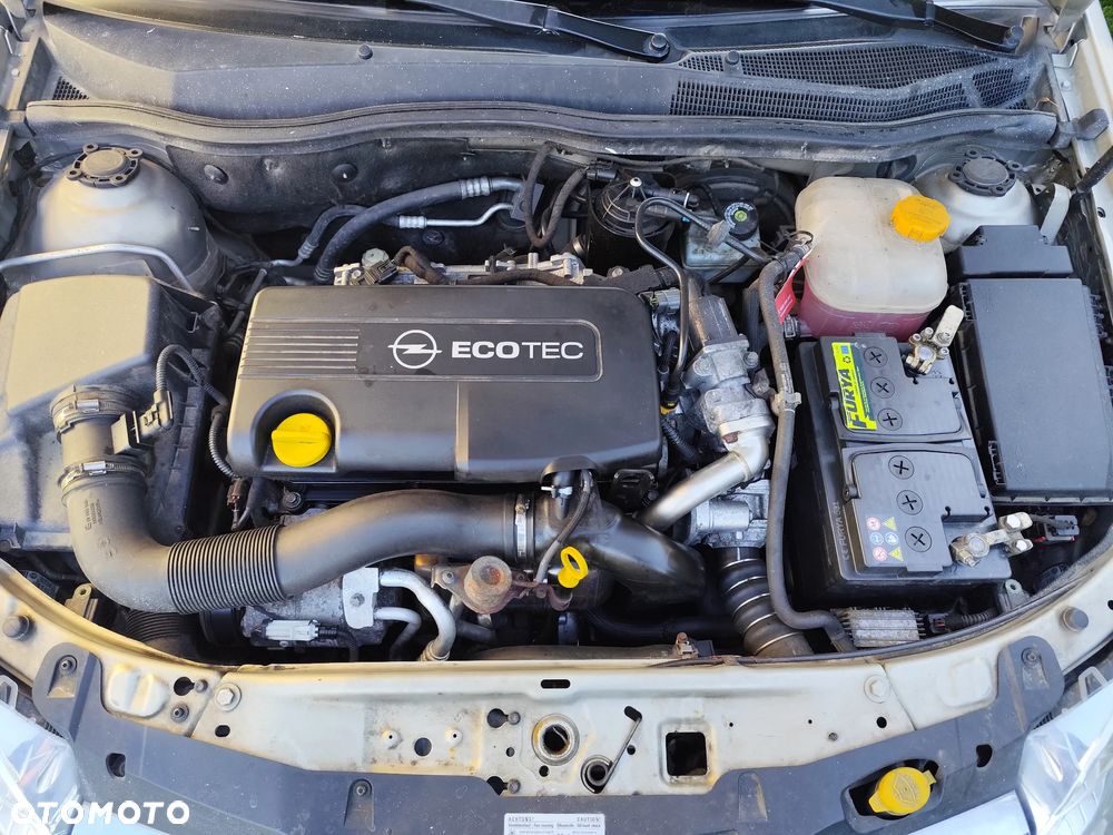 Opel Astra 1.7 CDTI DPF Cosmo - 16