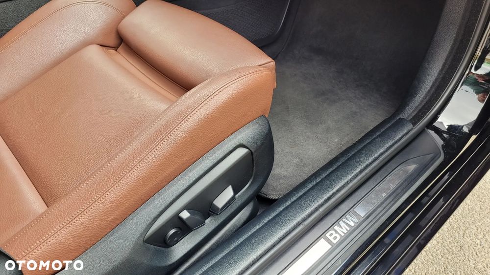 BMW Seria 5 520d Efficient Dynamics - 9
