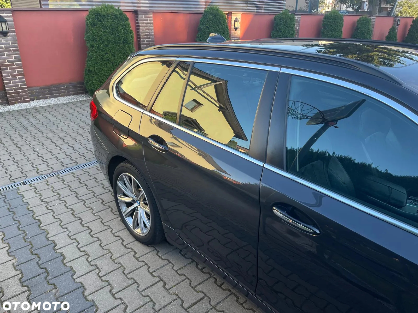 BMW Seria 5 520d Touring - 5