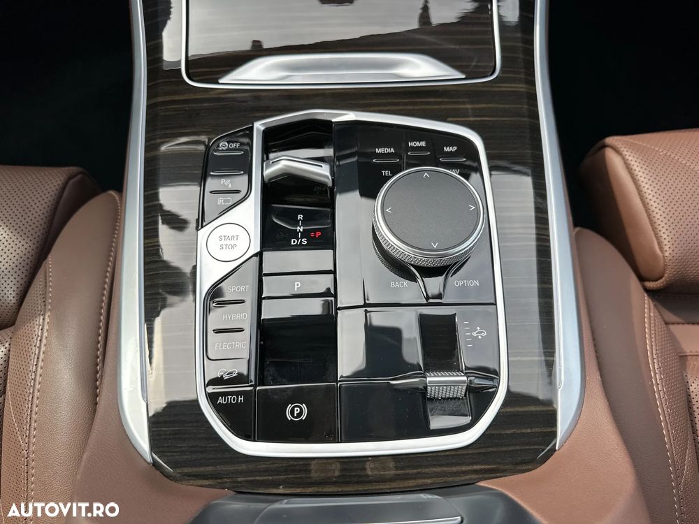 BMW X5 xDrive50e - 19