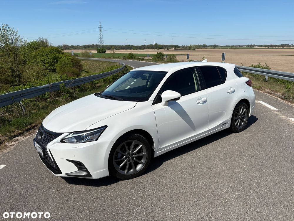 Lexus CT 200h Elegance - 3