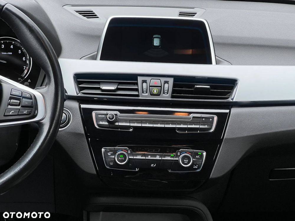 BMW X1 - 16