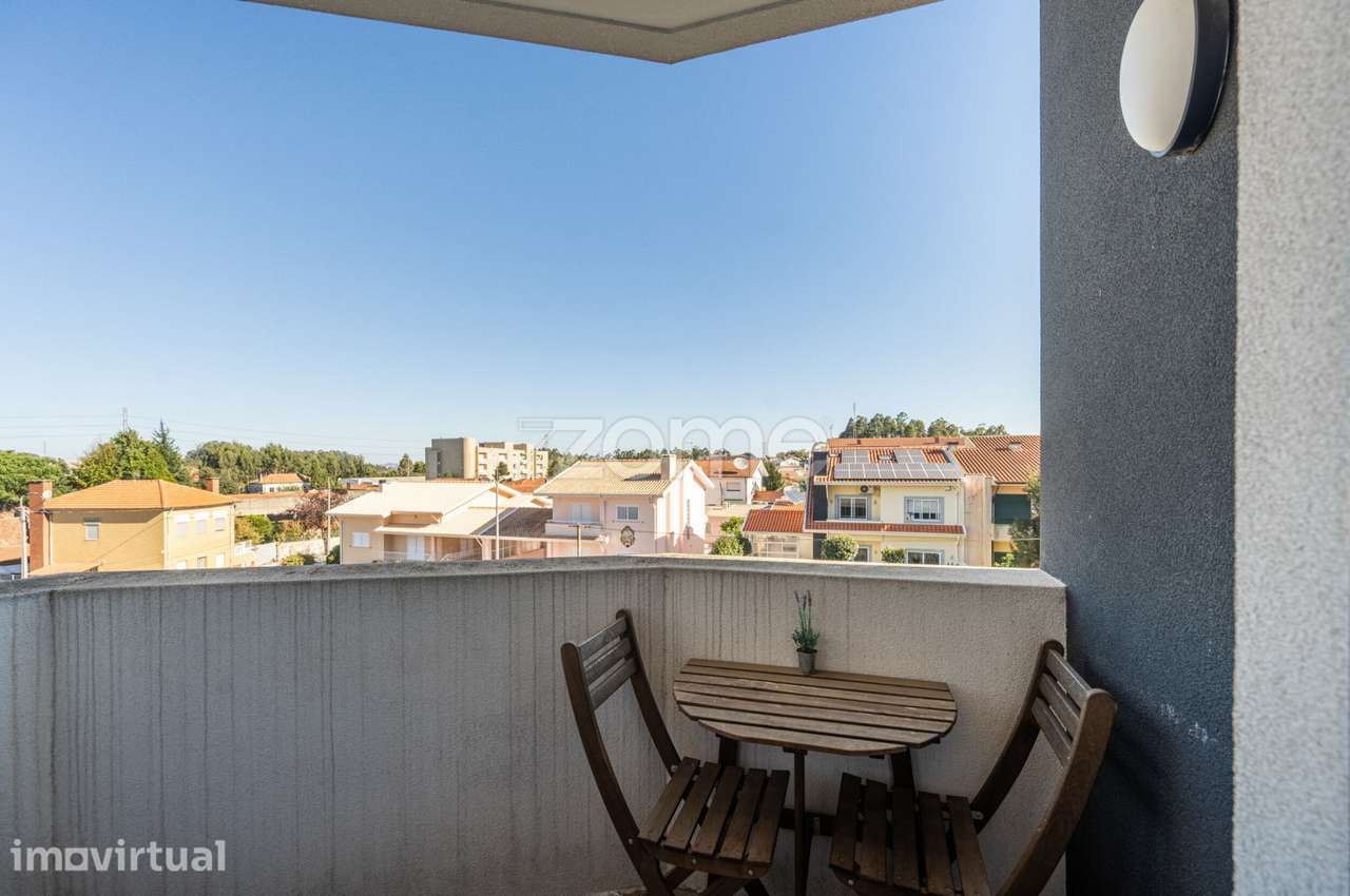 Apartamento T2+1, Garagem Fechada e Excelente Exposição Solar - Gri... - Grande imagem: 4/25