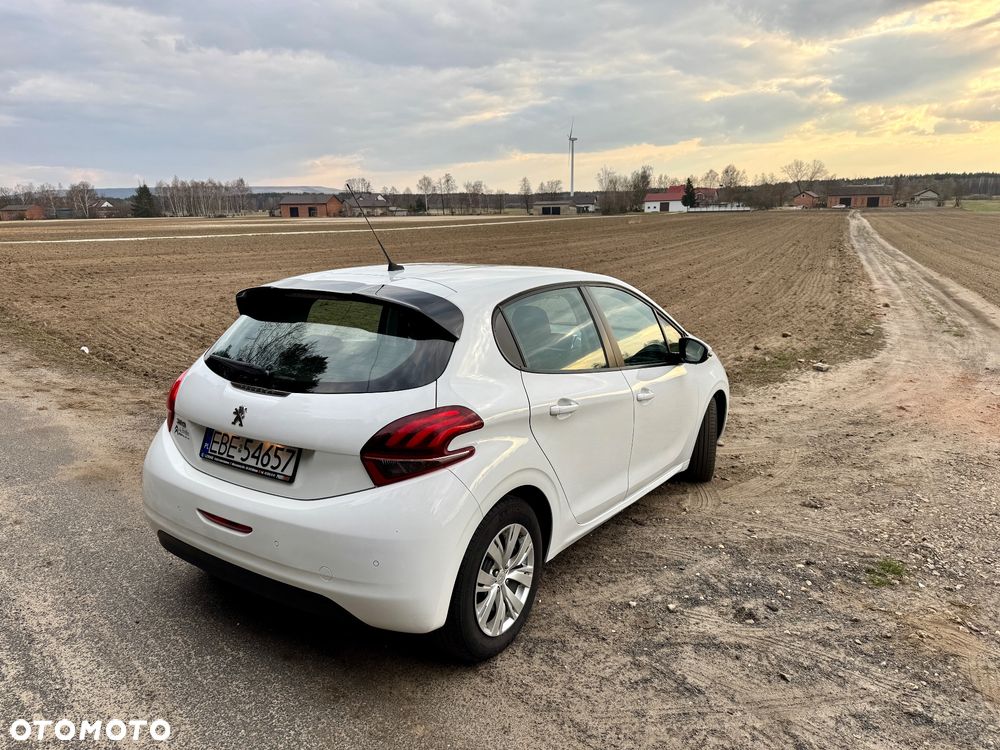 Peugeot 208 1.6 BlueHDi Active - 12