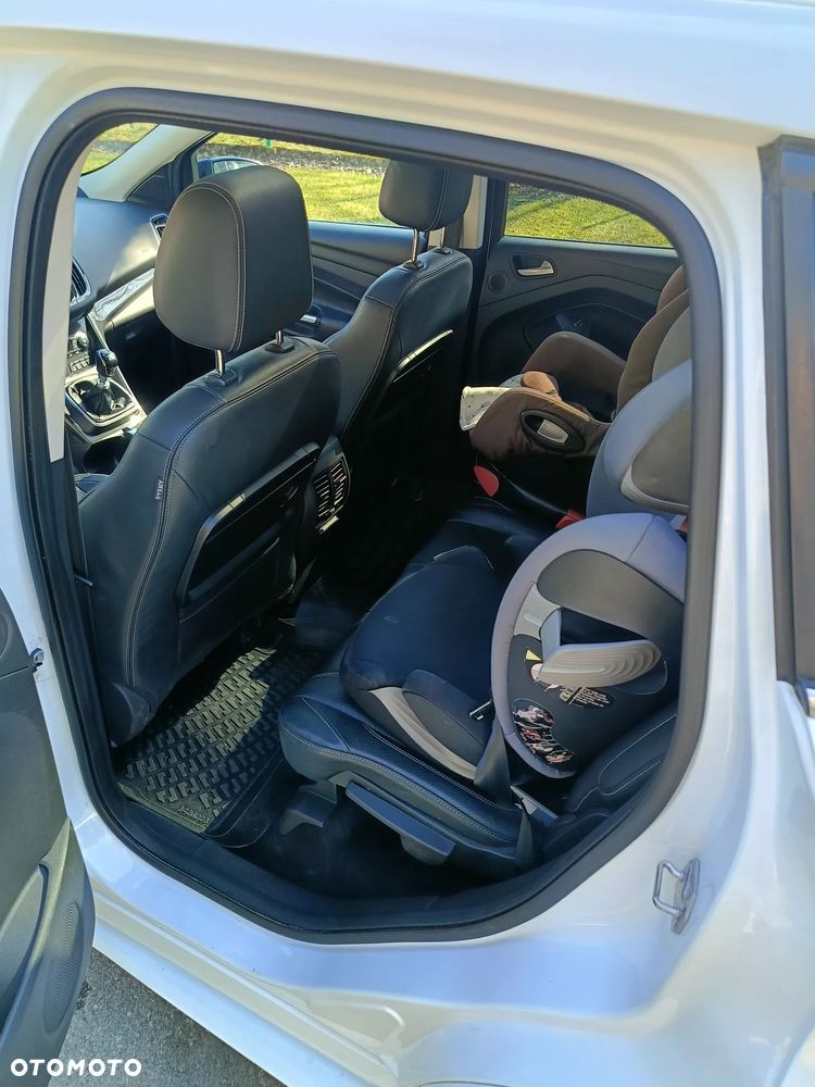 Ford Kuga 2.0 TDCi 4WD Titanium Plus - 8