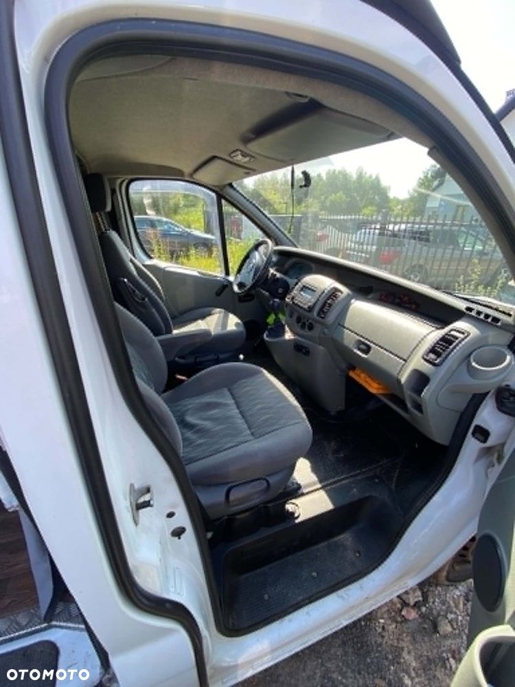 Opel VIVARO - 13
