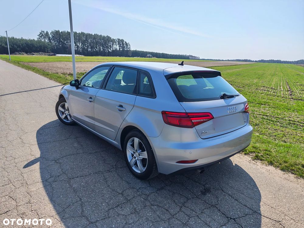 Audi A3 Sportback 30 TFSI S tronic - 7