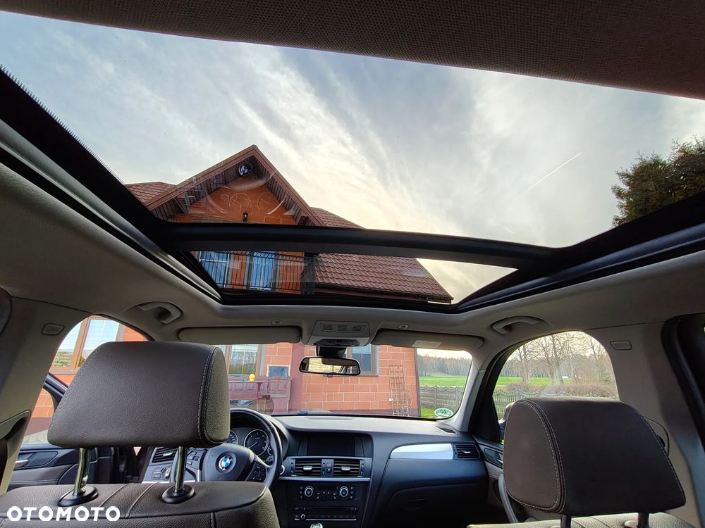 BMW X3 sDrive18d - 27