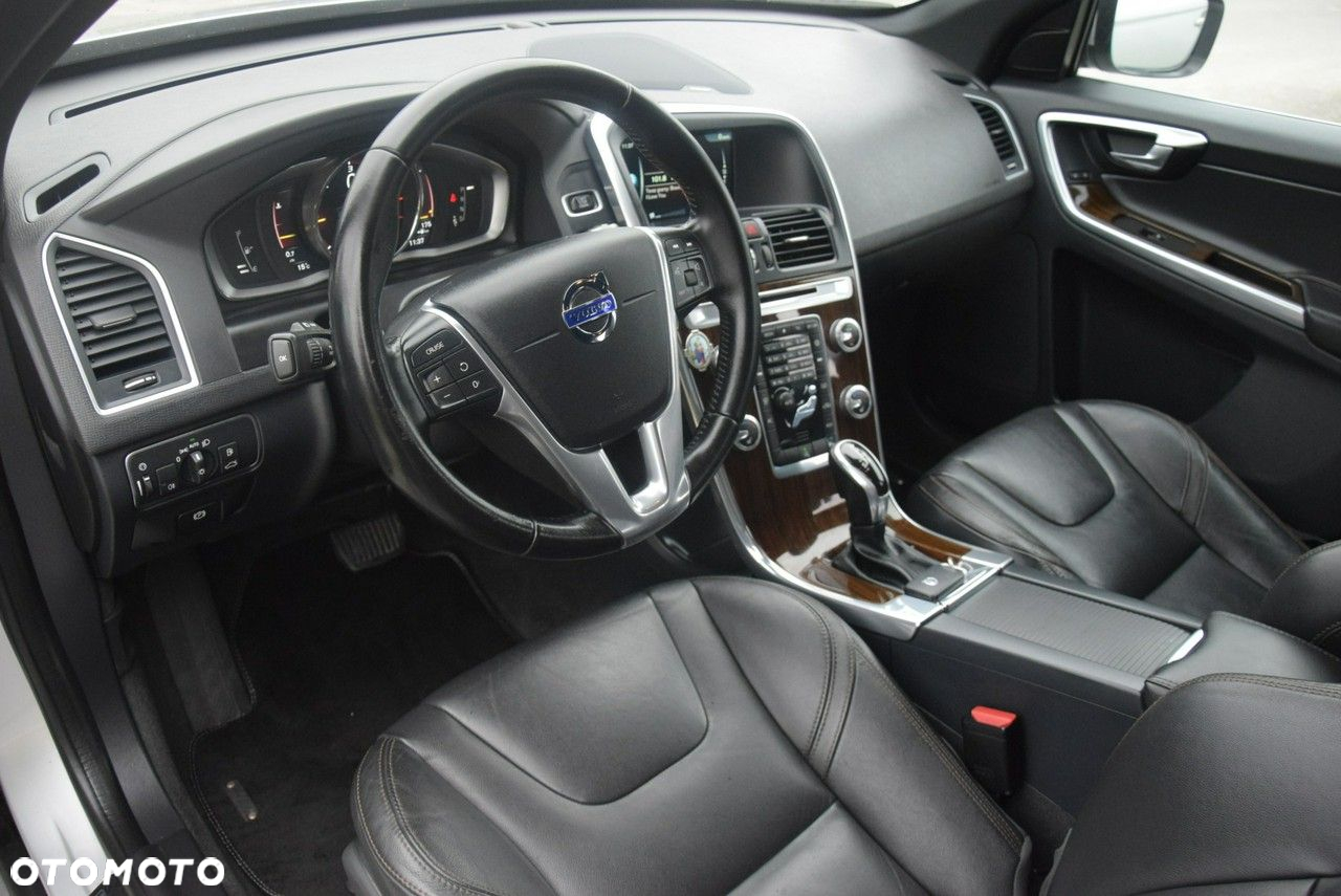 Volvo XC 60 D3 Drive-E Kinetic - 28