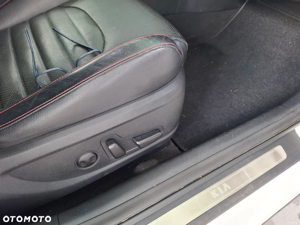 Kia Optima 1.7 CRDI GT Line DCT - 30