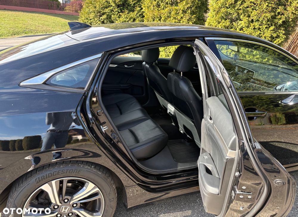 Honda Civic 1.5 T Executive - 14