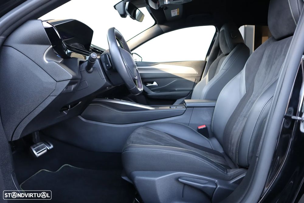 Peugeot 308 180 e-EAT8 GT - 16