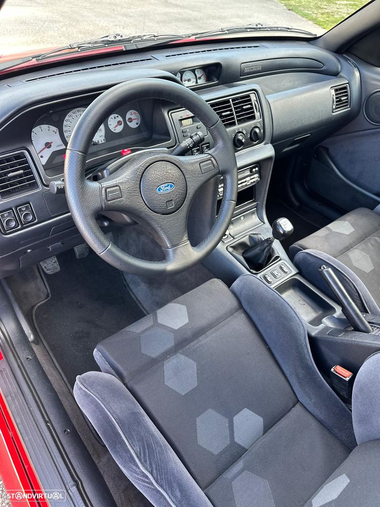 Ford Escort 2.0i RS Cosworth - 14