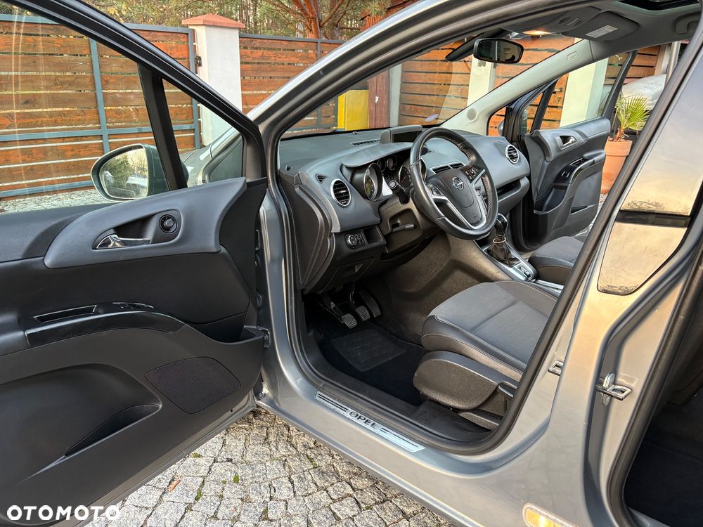 Opel Meriva 1.4 T Cosmo - 37